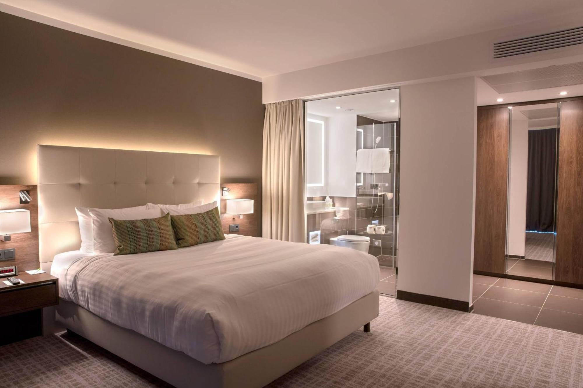 Отель Courtyard By Marriott Вольфсбург Экстерьер фото
